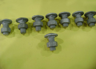 Болты ограждения